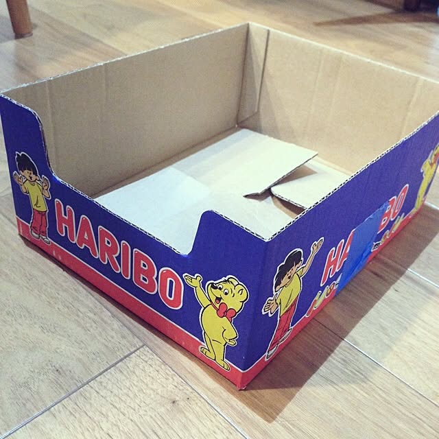 机/空き箱/輸入菓子/HARIBO/カルディのインテリア実例 - 2014-07-28 19:31:54