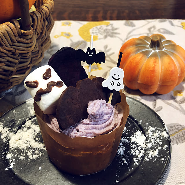 ハロウィンスイーツ/ハロウィン/リノベーション/100均雑貨/カゴ/バスケット...などのインテリア実例 - 2019-10-31 23:22:31