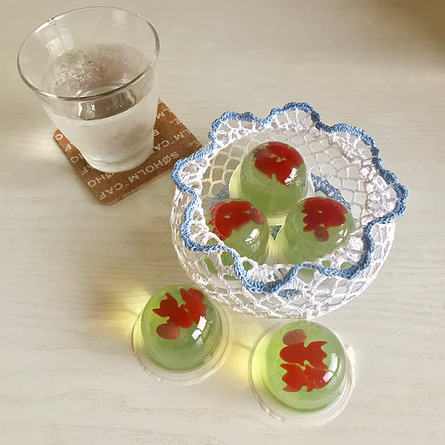 しばらく飾ります☆/リアル金魚/ひんやりグッズ/いただきもの/机のインテリア実例 - 2019-08-26 08:19:15