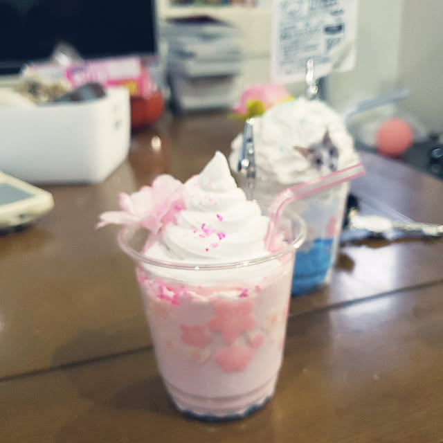 机/手作り/フェイクフラワー/DIY/ダイソーのインテリア実例 - 2020-04-20 18:44:58