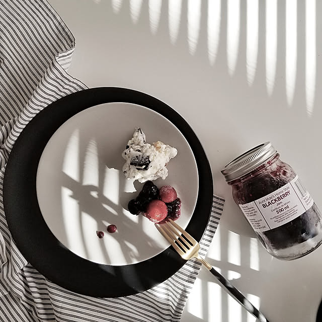 キッチン/海外インテリアに憧れる/モノトーン好き/モノトーン/H & M home...などのインテリア実例 - 2019-09-13 10:08:14