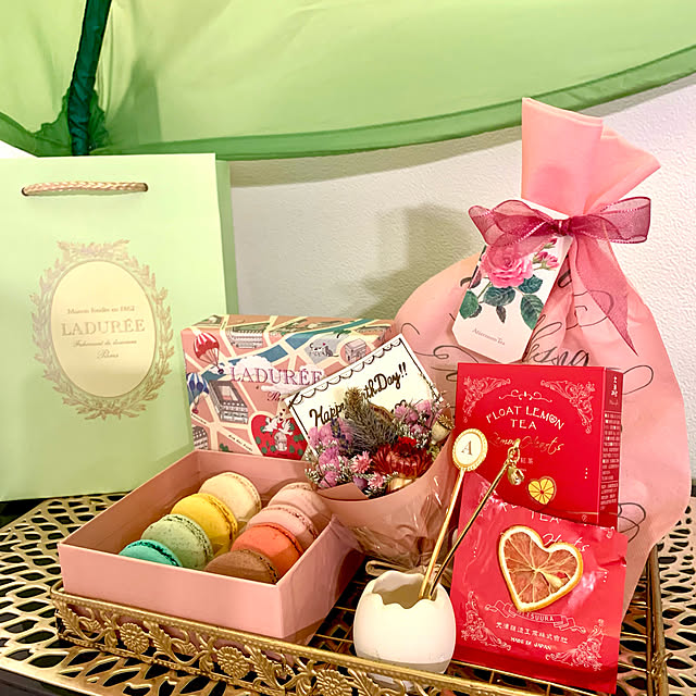 Amazon.co.jp: LADUREE ラデュレ マカロン 箱 ボックス