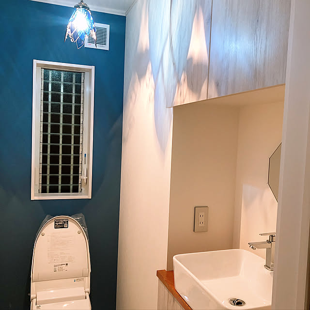 ステンドグラス照明/ナチュラル/北欧/バス/トイレのインテリア実例 - 2020-01-10 13:56:09