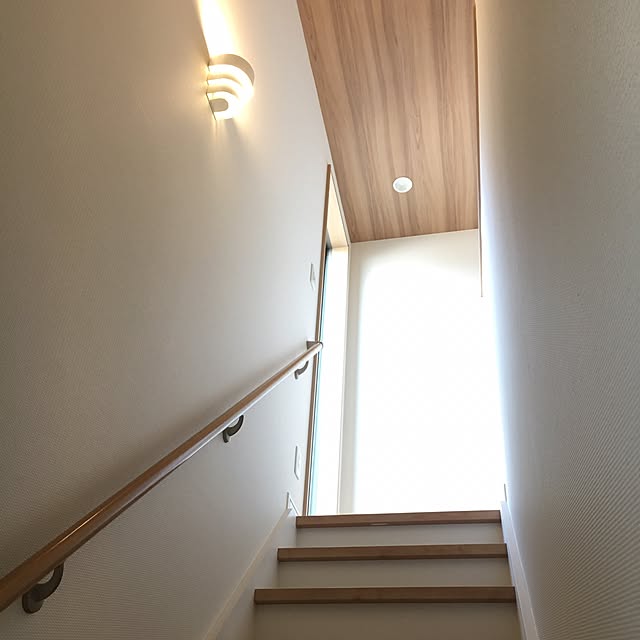 壁/天井/3階建て/狭小住宅/階段/ナチュラルのインテリア実例 - 2017-03-05 15:53:29