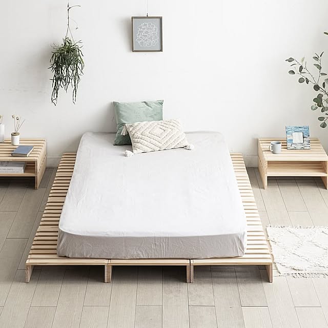MODERN_DECOの-[モダンデコ正規品] ベッド すのこ パレット パレットベッド 連結ベッド 天然木 シングル セミダブル ダブル 8枚 12枚 16枚 セット シングルベッド すのこベッド 分割 ベッドフレーム ローベッド セミダブルベッド ダブルベッド 分割式 木製 DIYの家具・インテリア写真