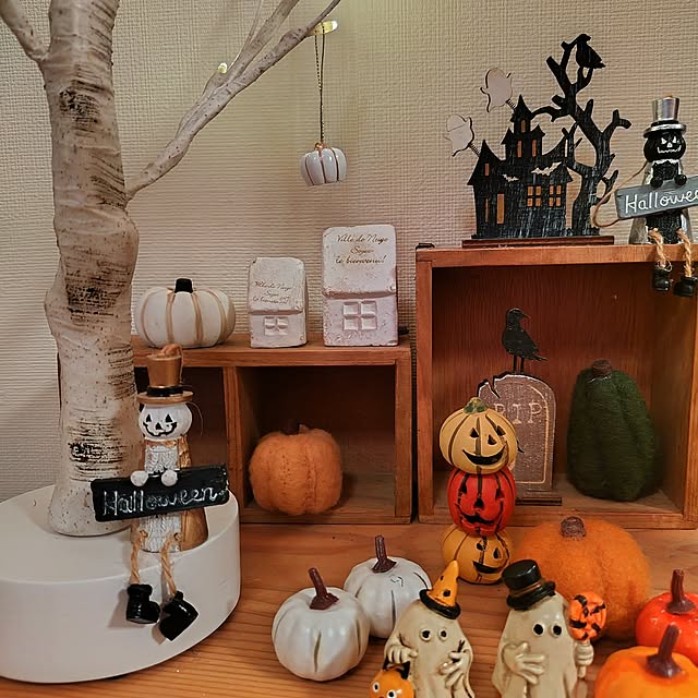セリア ハロウィン 2023の商品を使ったおしゃれなインテリア実例