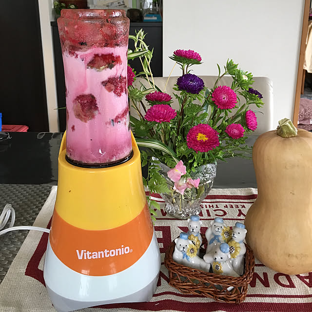 tomobaの三栄コーポレーション-Vitantonio（ビタントニオ） マイボトルブレンダー　マンゴーVitantonio VBL-30-MGの家具・インテリア写真
