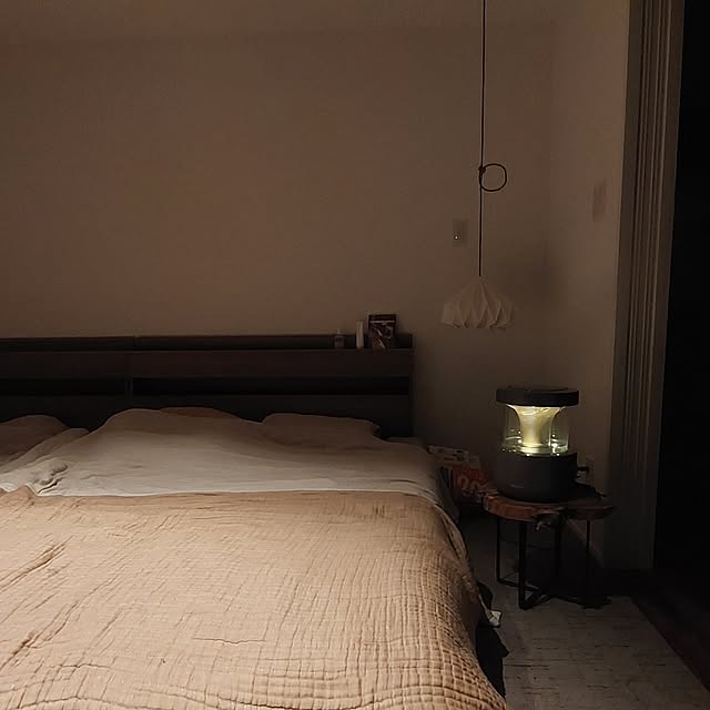 ベッド周り/シンプル/リノベーション/小さな家/シンプルな暮らし...などのインテリア実例 - 2024-10-13 20:28:41
