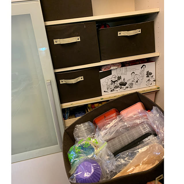 棚/プラスチック容器入れ/お弁当作ります♪/これから親睦会/お持ち帰り容器...などのインテリア実例 - 2023-10-15 14:55:27