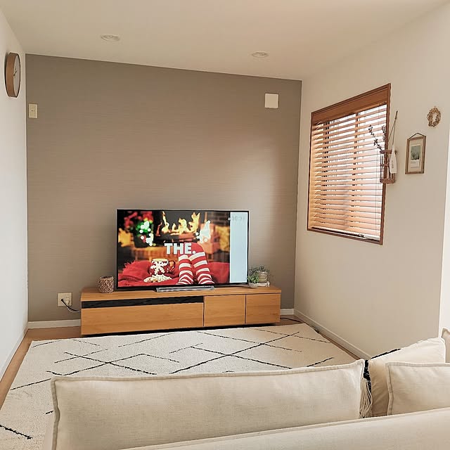 ニトリ ほこりが取れやすい洗えるラグ (タフトラグ 200X240 BE ニトリ ほこりが取れやすい洗えるラグ (タフトラグ 200X240 BE