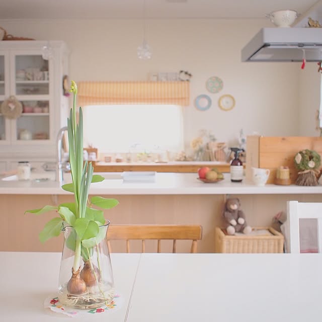 壁/天井/ナチュラル/キッチンカウンター/食器棚/花のある暮らし...などのインテリア実例 - 2015-12-05 07:47:04