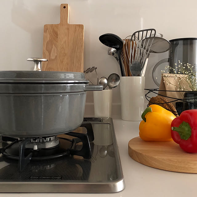 staub ストウブ ココット ラウンド 18cm グラファイトグレー 18 staub ストウブ ココット ラウンド 18cm グラファイトグレー 18