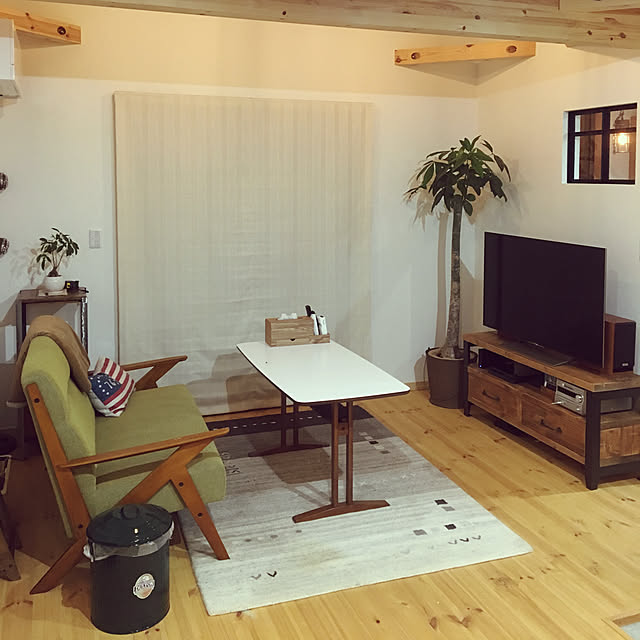 部屋全体/室内窓/カフェテーブル/カリモク60/観葉植物...などのインテリア実例 - 2018-04-01 22:04:54