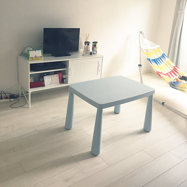 IKEA MAMMUT プラスチック製 子供用テーブル 室内/屋内用イケア IKEA MAMMUT プラスチック製 子供用テーブル 室内/屋内用イケア