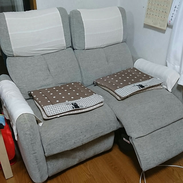 ニトリ 2人用電動布張りリクライニングソファ(ピュール MO ニトリ 2人用電動布張りリクライニングソファ(ピュール MO