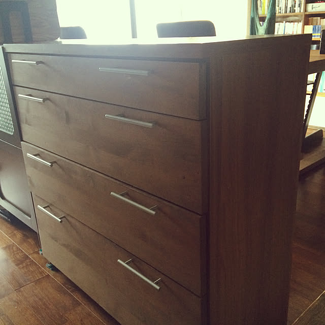 XANDER DESIGNS JULIE LOW CHEST WHITE OAK 飾り棚 タンス 3段 引出し6杯 チェスト  サイドボード【開梱設置送料無料-M】|インテリアショップ MOBILE GRANDE～モビリグランデ～  パイン家具、オーク家具、ホワイト家具、シャンデリア専門店