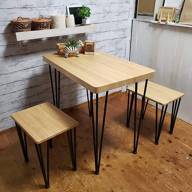 springkeyのKUROSHIO-アートダイニング３点セット　重厚感　お手入れ簡単　軽量　テーブルセット　アイアン脚の家具・インテリア写真