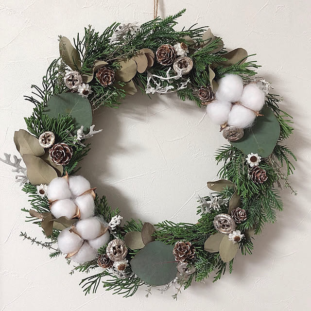 ユーカリポポラス/もみの木/クリスマスリース/クリスマス/100均...などのインテリア実例 - 2019-11-18 09:47:06