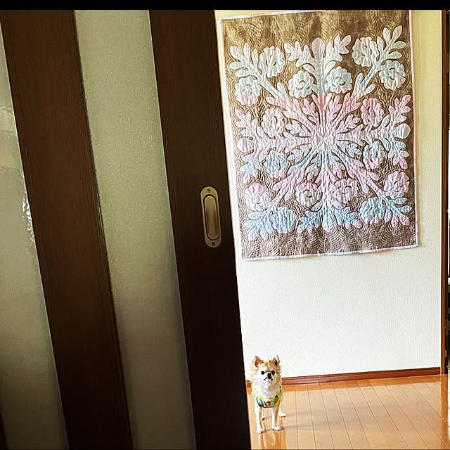 薔薇のキルト/タペストリー/ハンドメイド/ハワイアンキルト/ワンコは家族♡...などのインテリア実例 - 2022-06-23 12:20:23