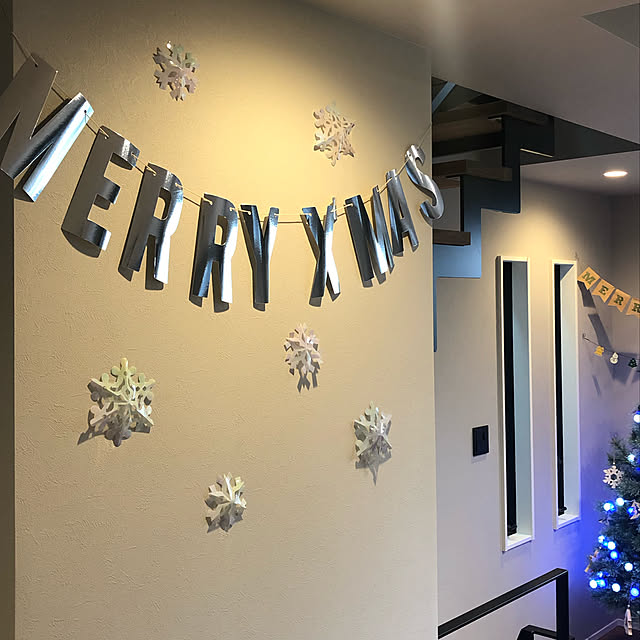 セリア クリスマス/グレーの壁紙/クリスマス/こどもと暮らす。/2階リビング...などのインテリア実例 - 2020-12-25 00:59:59