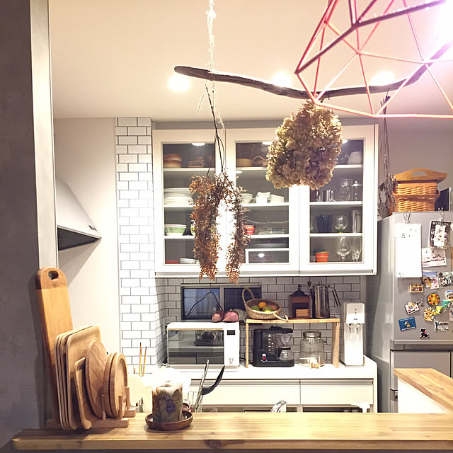 キッチン/壁紙屋本舗さん/DIY/ドライフラワー/カウンター...などのインテリア実例 - 2018-11-02 00:29:19