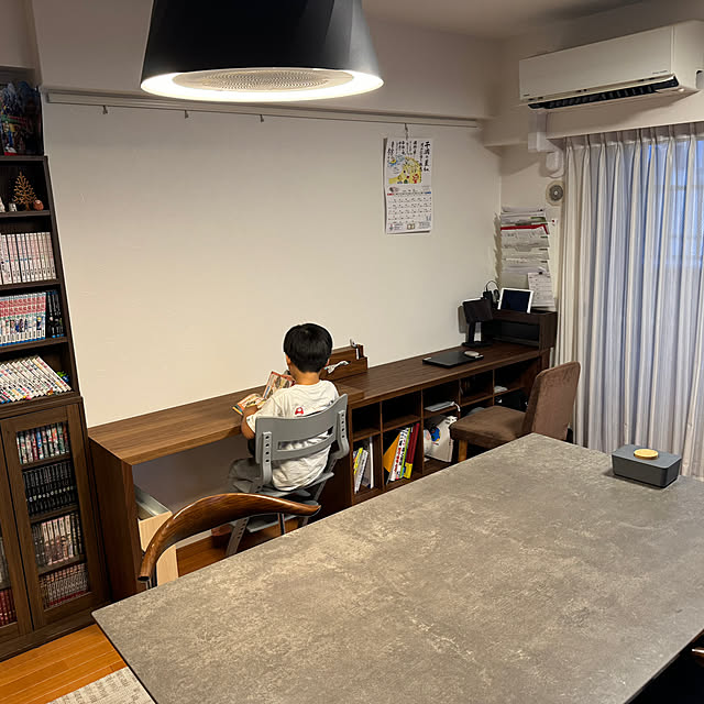 机のおすすめ商品とおしゃれな実例 | RoomClip(ルームクリップ) 机のおすすめ商品とおしゃれな実例 | RoomClip(ルームクリップ)