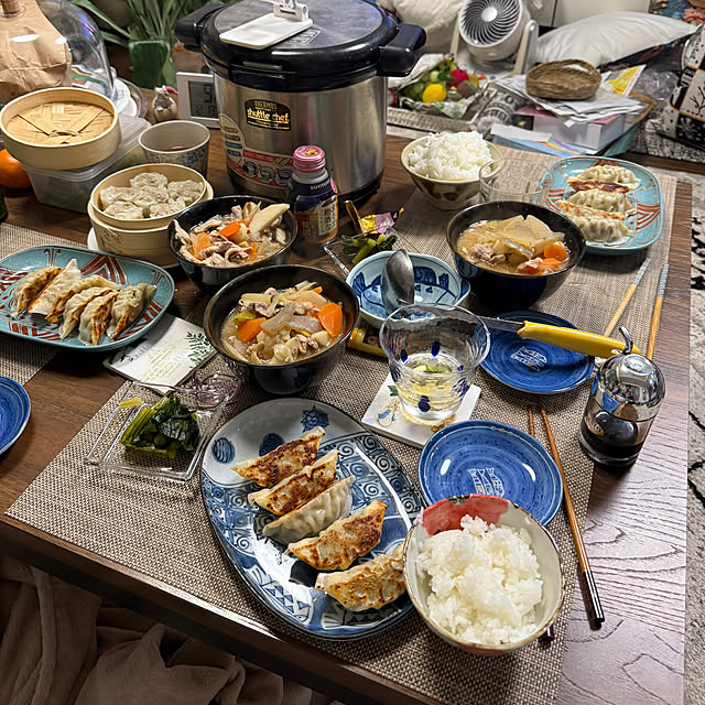 リビング/皮剥き頑張っています笑/カウンターキッチン/蒸篭で蒸したシュウマイ/餃子...などのインテリア実例 - 2025-12-19 23:55:14