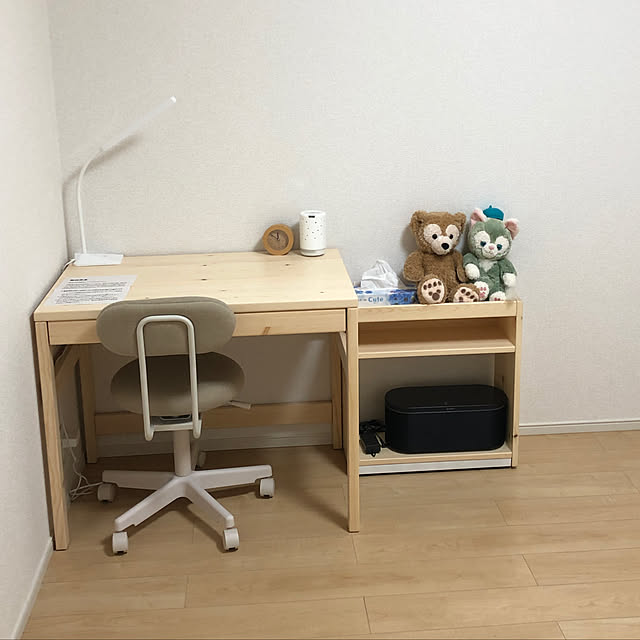 新生活に嬉しいセット。値下げ☆ 高級 一枚板テーブル。無印良品のパイン材デスクセットをご紹介 新生活に嬉しいセット。【お話中】ローテーブル リビングテーブル ダイニングテーブル。無印良品のパイン材デスクセットをご紹介