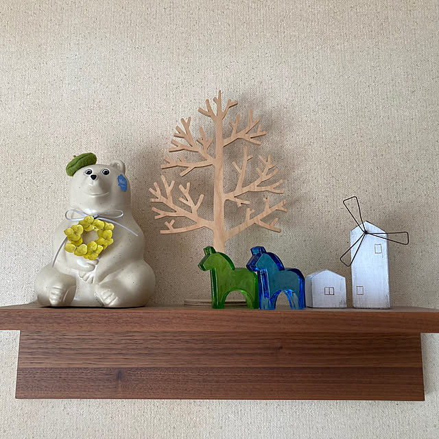 しろくま貯金箱/壁に付けられる家具・棚・幅44cm/minneで購入/ハンドメイド/シロクマ貯金箱...などのインテリア実例 - 2023-06-04 19:30:50