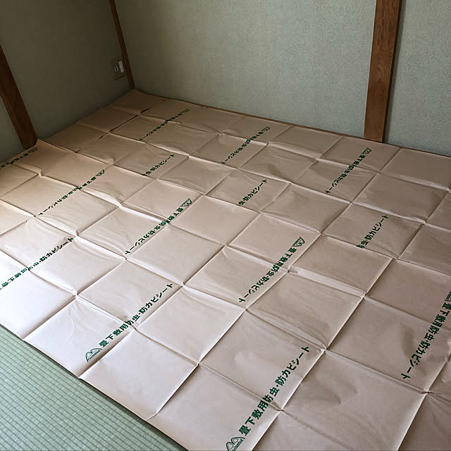 hima.sae_yz1114の-防カビシート 防ダニシート 防虫シート 畳の下 畳の上 約1m×3.8m 3枚入り 6畳用 日本製 【防虫・防ダニ・防カビシート 6帖用】 畳 押入れ 畳下 床下 フローリング ウッドカーペット 湿気 カビ対策 リフォーム diy リノベーション 国産 赤ちゃん 安全 おすすめの家具・インテリア写真