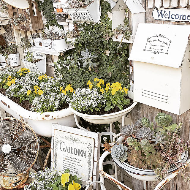 ガーデニング アンティークベビーバスのおすすめ商品とおしゃれな実例  