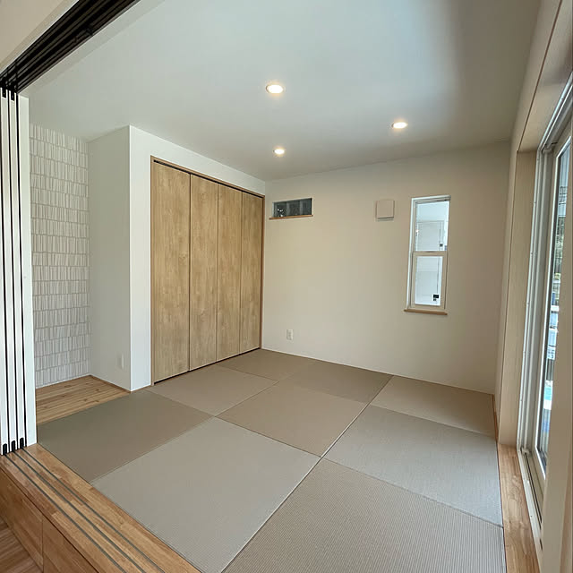 □ドールハウス□12分の1 建具の無い部屋(白色壁紙/白色)生地 □ドールハウス□12分の1 建具の無い部屋(白色壁紙/白色)生地