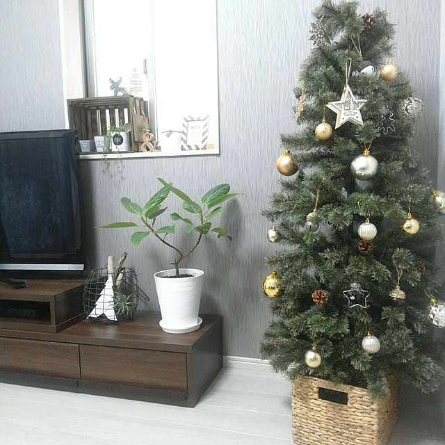 ニトリ クリスマスツリー150cmのおすすめ商品とおしゃれな実例