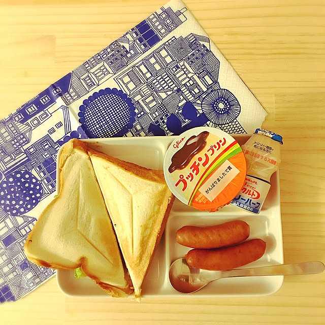 机/朝食/こどもと暮らす。/お皿/無印良品...などのインテリア実例 - 2017-03-01 06:26:28