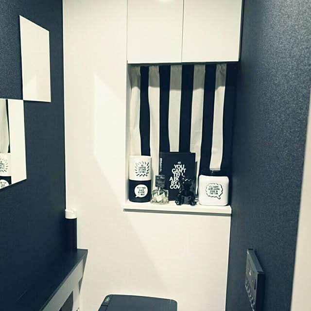 yume.daydreamのイケア-【IKEA Original】LOTS -ロッツ- ミラー 4 ピース 30x30 cmの家具・インテリア写真