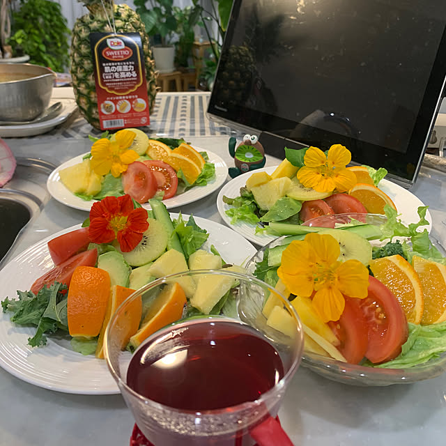 一人時間のある暮らし/④カレーの匂いの植物/今日のサラダはナスタチウム入り/ナスタチウム/ガーデニング初心者...などのインテリア実例 - 2023-04-24 06:21:51