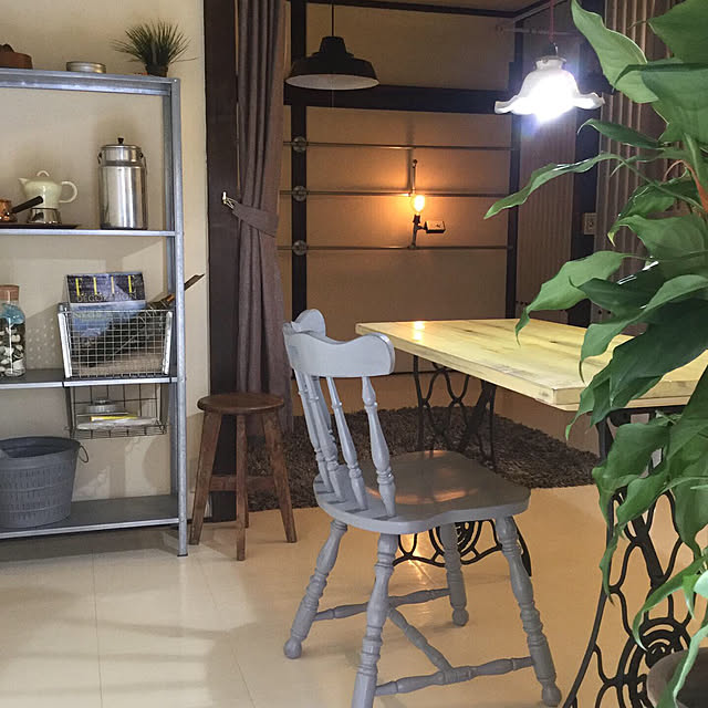 観葉植物/照明/ナチュラル/カフェ風/机のインテリア実例 - 2019-10-09 23:01:21