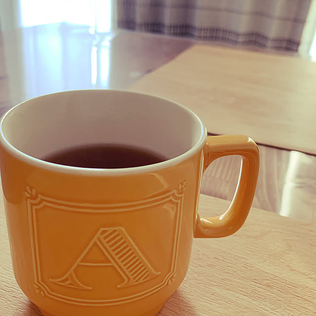 イニシャルグッズ/黄色が好き/コーヒー飲めない/木目が好き/マグカップ...などのインテリア実例 - 2020-01-11 23:48:08