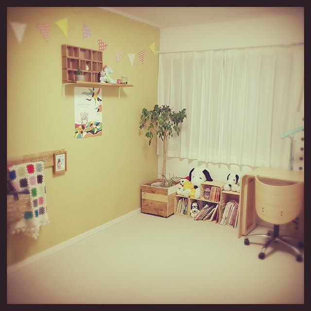 部屋全体/編み物部/DIY/壁ペンキ塗装/タイルカーペット...などのインテリア実例 - 2015-11-16 16:55:57
