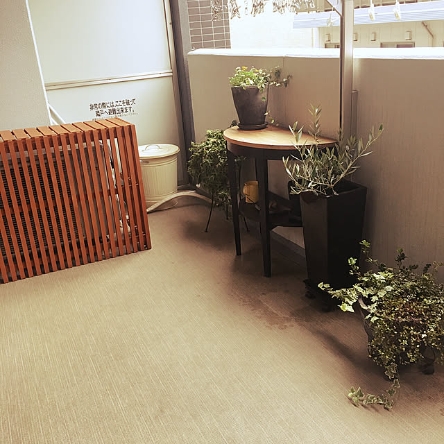 室外機カバー/ベランダガーデン/北欧雑貨/マンションインテリア/観葉植物...などのインテリア実例 - 2019-10-03 08:06:09