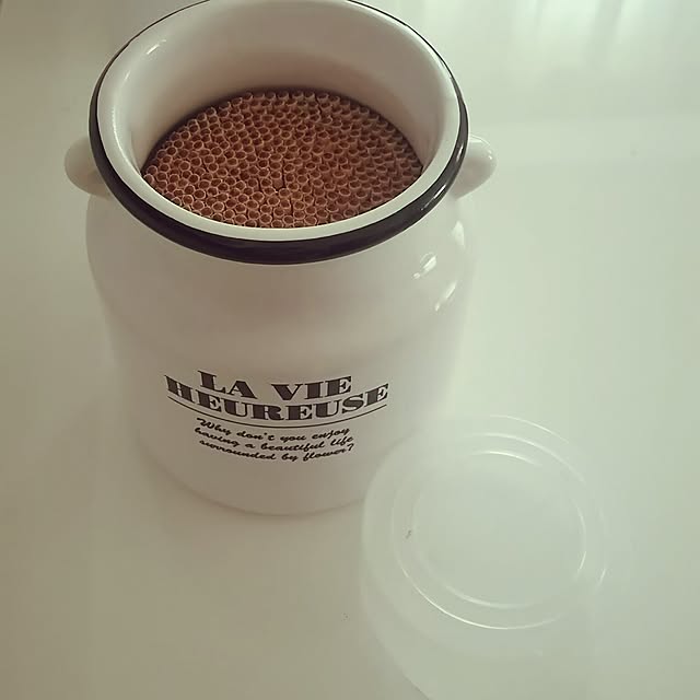 机/シンデレラフィット/100均/ダイソー/陶器...などのインテリア実例 - 2017-04-19 22:30:33