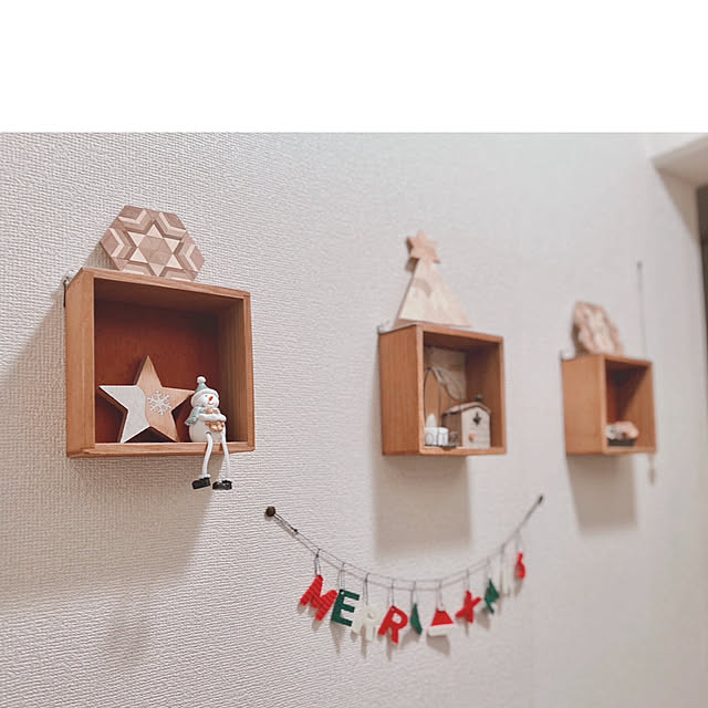 玄関/入り口/ゆきだるま/ナチュラルキッチン/セリアのディスプレイシェルフ/クリスマス...などのインテリア実例 - 2024-11-19 00:18:23