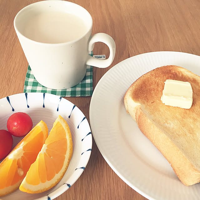 机/無印良品 テーブル/和食器/ロイヤルコペンハーゲン/食器...などのインテリア実例 - 2017-10-16 06:42:57