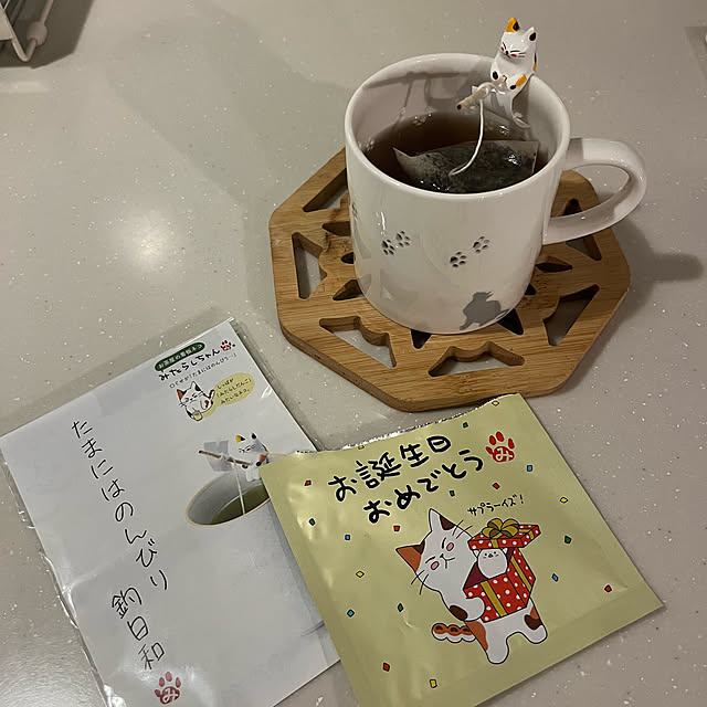 机/はちみつ紅茶/猫グッズ/KALDIのマグカップ/猫が好き...などのインテリア実例 - 2025-05-25 22:14:13