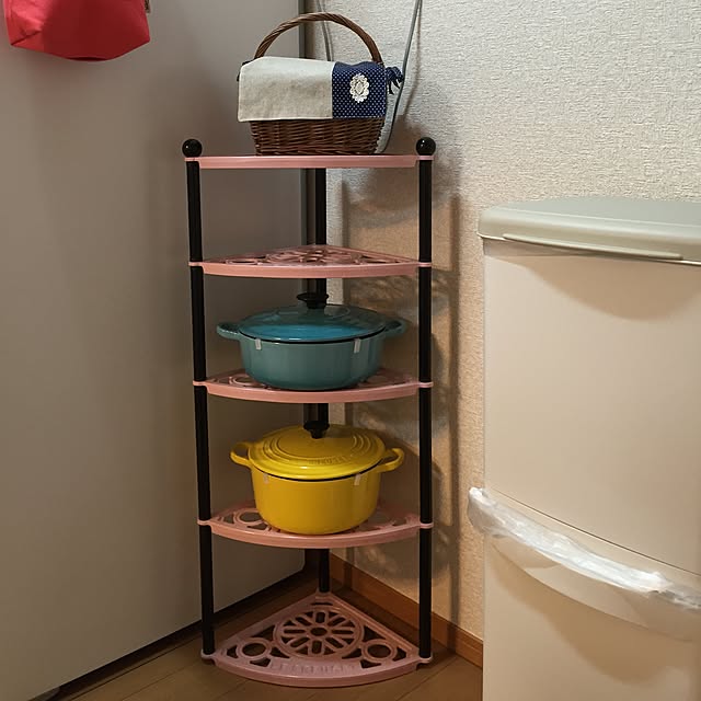ルクルーゼポットスタンドのおすすめ商品とおしゃれな実例 ルクルーゼポットスタンドのおすすめ商品とおしゃれな実例