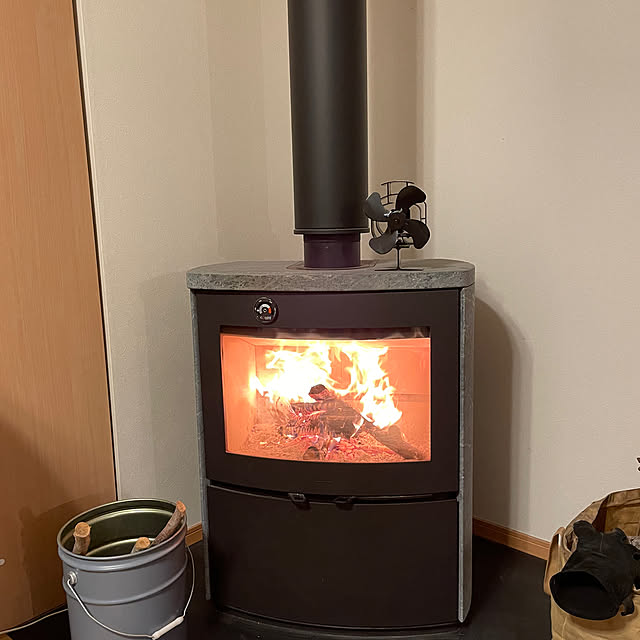 わが家の暖房器具・ストーブ/薪ストーブ/リビング/平屋/後付け設置...などのインテリア実例 - 2023-12-08 21:19:16