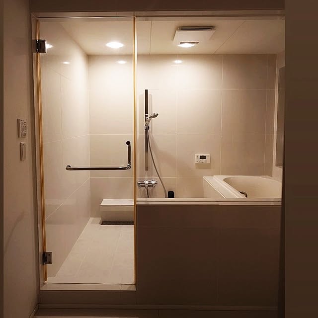 バス/トイレ/照明/ホワイトインテリア/北欧インテリア/海外インテリア...などのインテリア実例 - 2024-08-03 08:36:45