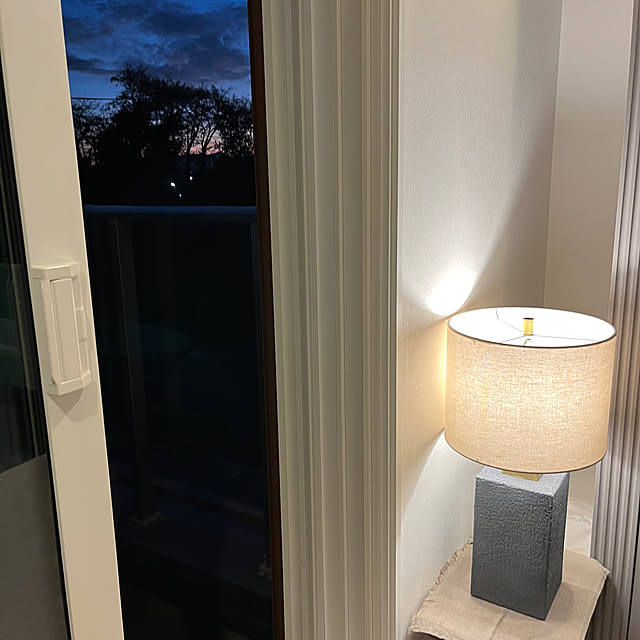 リビング/ベージュのシェード/グレーとゴールド/グレーインテリア/電球色でまったり...などのインテリア実例 - 2025-11-24 17:55:29