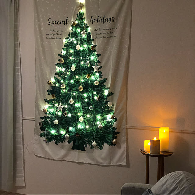 ツリータペストリー/クリスマス/100均/照明/DIY...などのインテリア実例 - 2020-11-05 23:41:16
