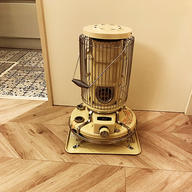 アラジンストーブ/ストーブのある暮らし/ストーブ/部屋全体のインテリア実例 - 2018-12-10 21:39:16